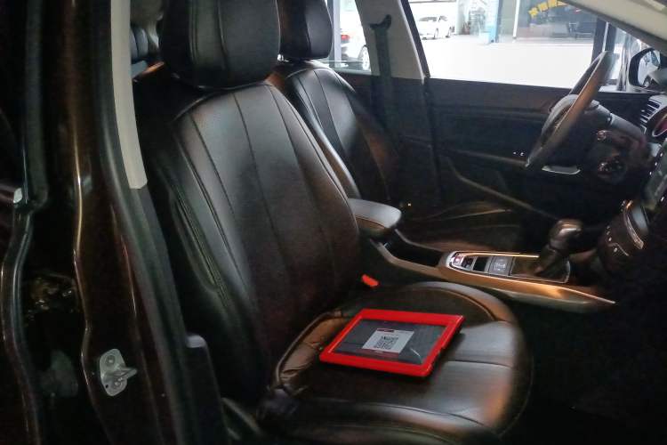 Used Peugeot 408 2015 1.2T Automatic Luxury Edition Right Front Seat