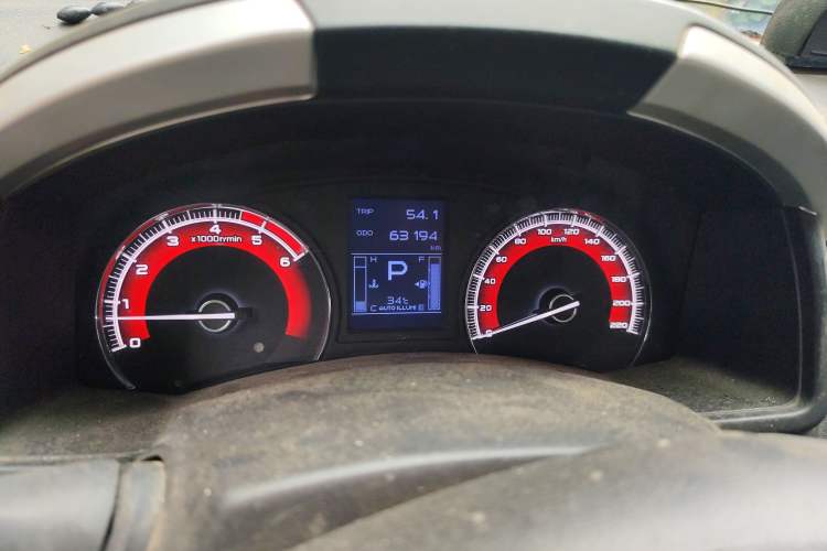 Used Isuzu mu-X 2017 3.0T Four-Wheel Drive Automatic Luxury 7-Seater China V Emission Standard
