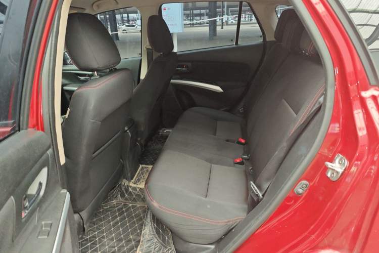 Used Suzuki S-Cross 2015 1.6L Manual Two-Wheel Drive Entry Model
