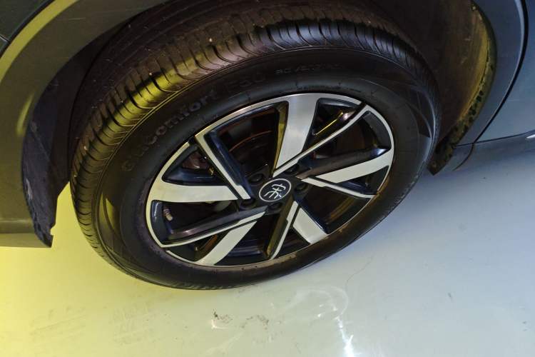 Used BYD Song Pro New Energy 2024 HONOR Edition DM-i 71KM Navigation Model