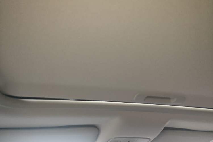 Used Citroen C5 2013 2.0L Automatic Luxury Model Headliner