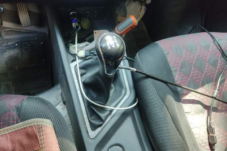 Used CHANGAN KAICHENG Ruixing M60 2023 1.6L CNG Comfort-Grade 6-Seater Passenger Vehicle