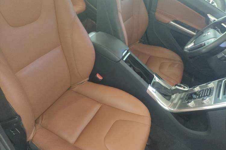 Used Volvo S60 2019 S60L Facelift T5 Intelligent Advanced Edition
