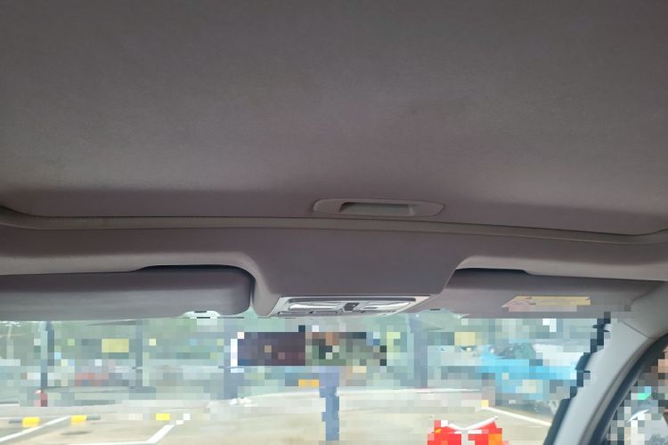 Used Lifan Auto X60 2015 1.8L CVT Luxury Model China V Standard Headliner