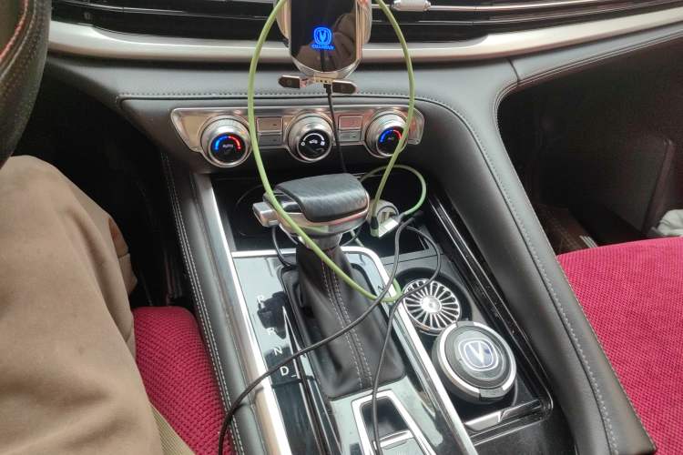 Used Changan CS95 2019 2.0T Two-Wheel-Drive Luxury Version
