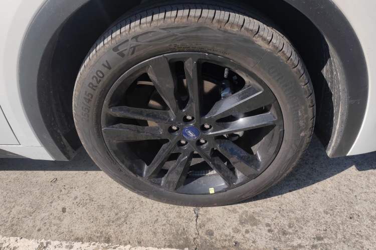 Used Ford Mondeo 2025 2.0T EcoBoost E Hybrid Sport Edition Right Front Wheel Hub