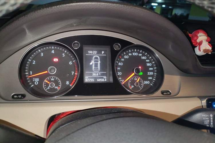 Used Volkswagen Magotan 2012 Revised 1.8TSI Luxury Version Instrument Cluster