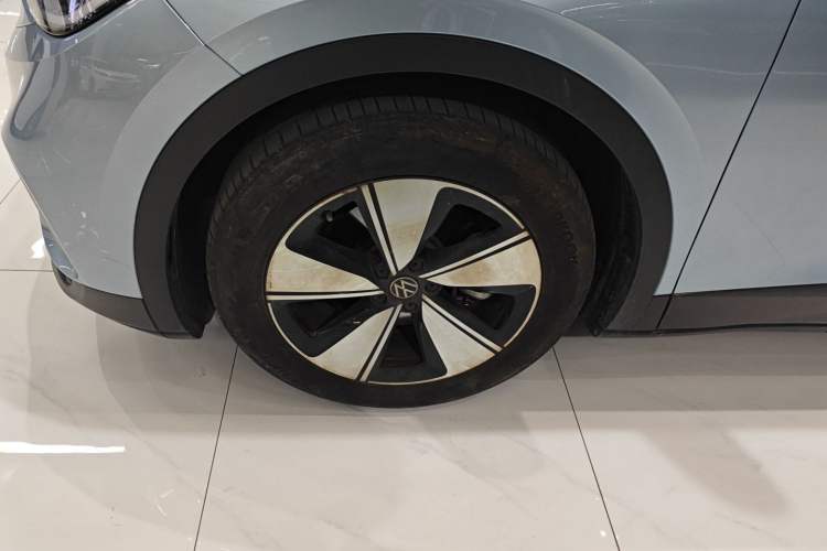 Used Volkswagen ID.4 X 2025 Smart Version Pure & Intelligent Enjoyment Edition Exterior 4