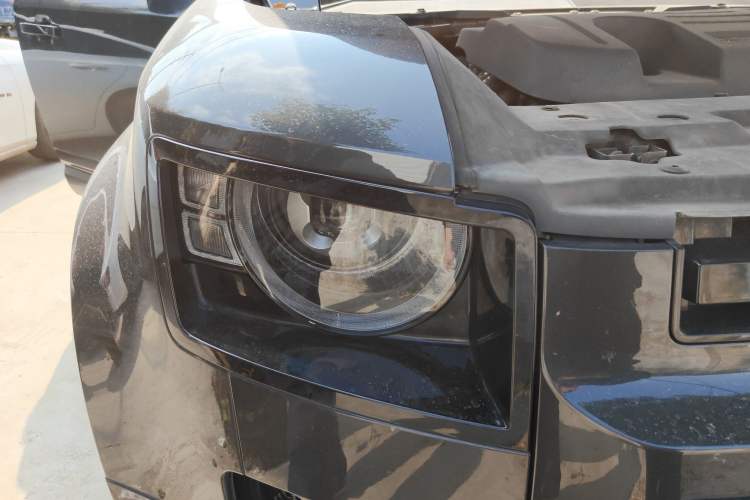 Used Land Rover Defender 2023 Facelift 110 3.0T P400 X-DYNAMIC HSE
