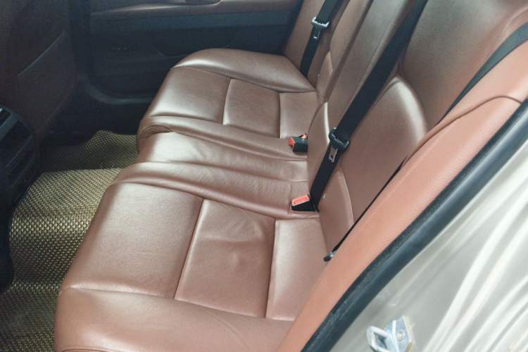 Used BMW 5 Series 2014 525Li Leading Model