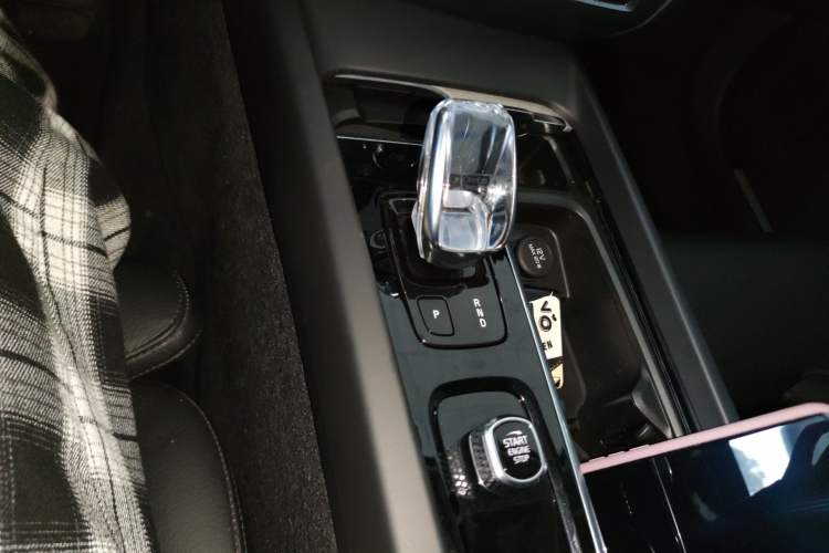 Used Volvo S60 2022 B4 Zhiyuan Luxury Edition