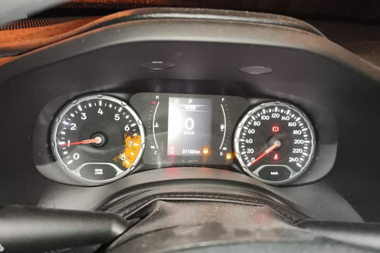 Used Jeep Renegade 2017 180T Automatic High-Energy Version Instrument Cluster