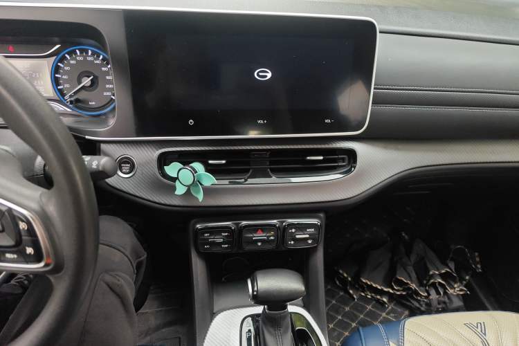 Used GAC Trumpchi GS3 2021 POWER 270T Automatic Dynamic Edition Audio And AC Panel