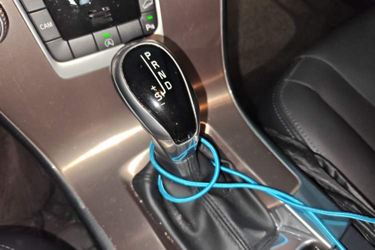 Used Volvo XC60 2017 T5 AWD Smart Upgrade Model