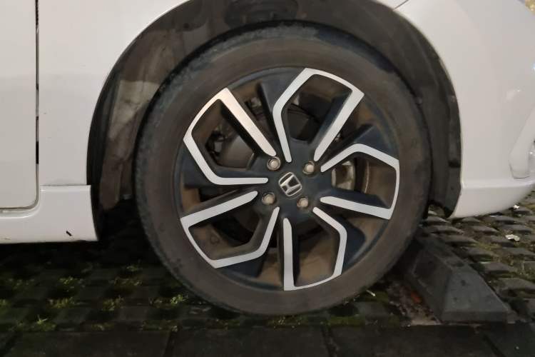 Used Honda LIFE 2021 1.5L CVT SPORT Heartbeat Edition
