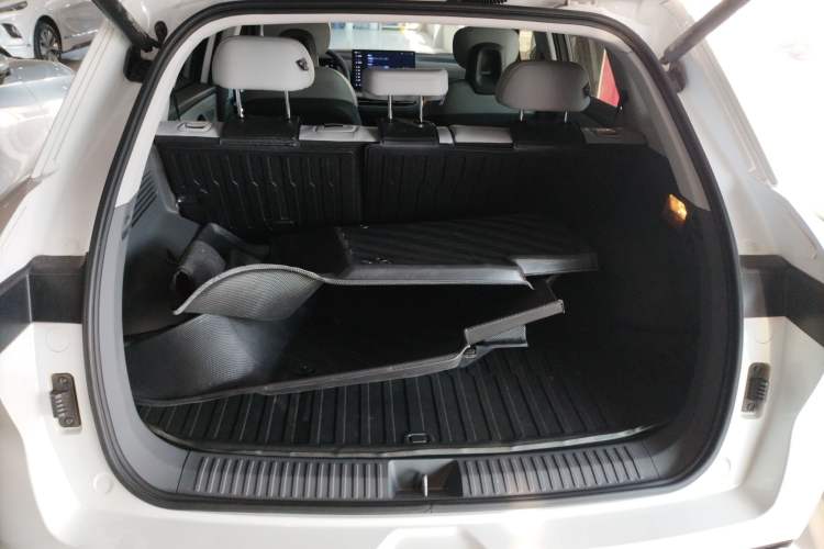 Used Bestune Yueyi 03 2025 445km Joyful Edition