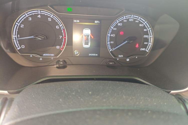 Used Geely Auto Vision X6 2020 1.4T CVT Luxury Edition
