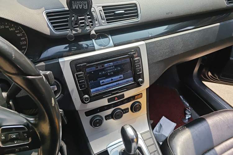 Used Volkswagen Magotan 2013 1.8TSI Luxury Model
