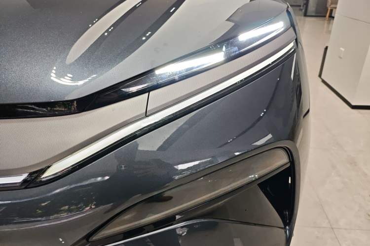 Used BYD Tang L 2025 EV 600KM All-Wheel-Drive LiDAR Flagship Model Left Front Headlight