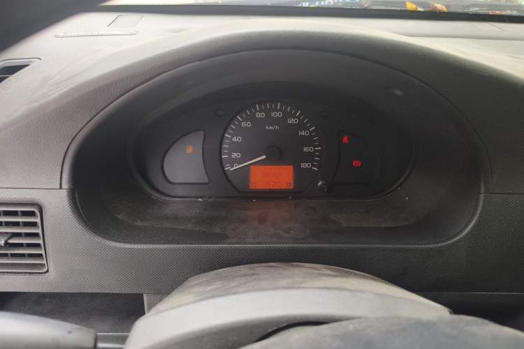 Used Wuling Rongguang 2011 1.2L Base Version