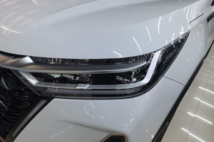 Used Chery Tiggo 8 PRO 2025 390T Two-Wheel Drive Prestige Version I
