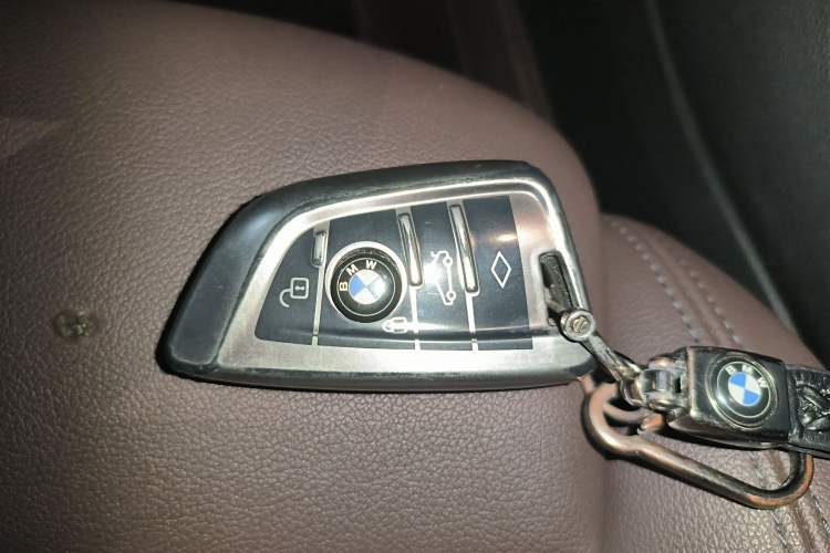 Used BMW X3 2021 xDrive25i M Sport Package Interior 1