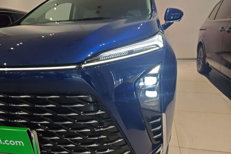 Used Buick GL8 New Energy 2024 Lu Zun Luxury Edition 7-Seater