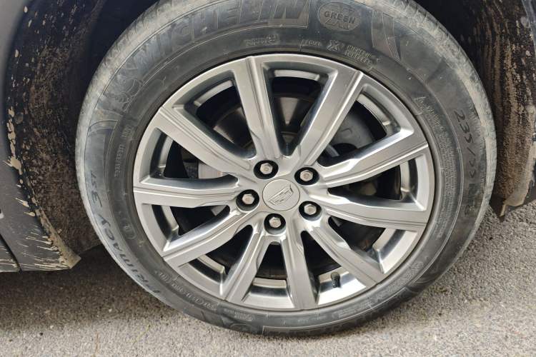 Used Cadillac XT4 2021 28T Two-Wheel Drive Luxury Version
