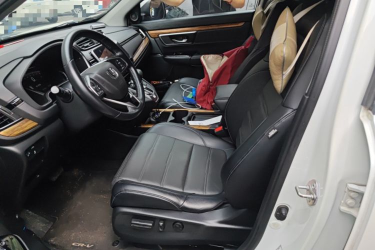 Used Honda CR-V 2017 240TURBO CVT Front-Wheel Drive Fashion Edition