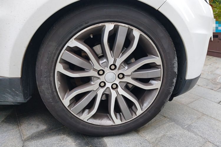 Used Land Rover Range Sport 2016 3.0 SC V6 HSE DYNAMIC Right Front Wheel Hub