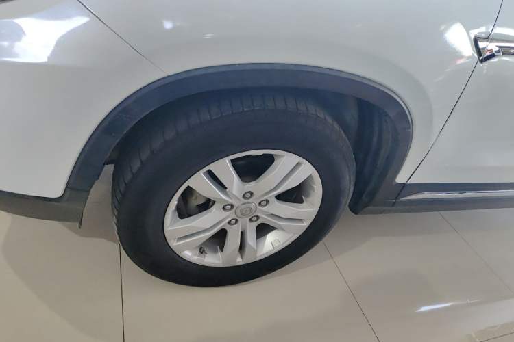 Used CHANGAN CS75 2016 2.0L Manual Luxury Version China IV Standard
