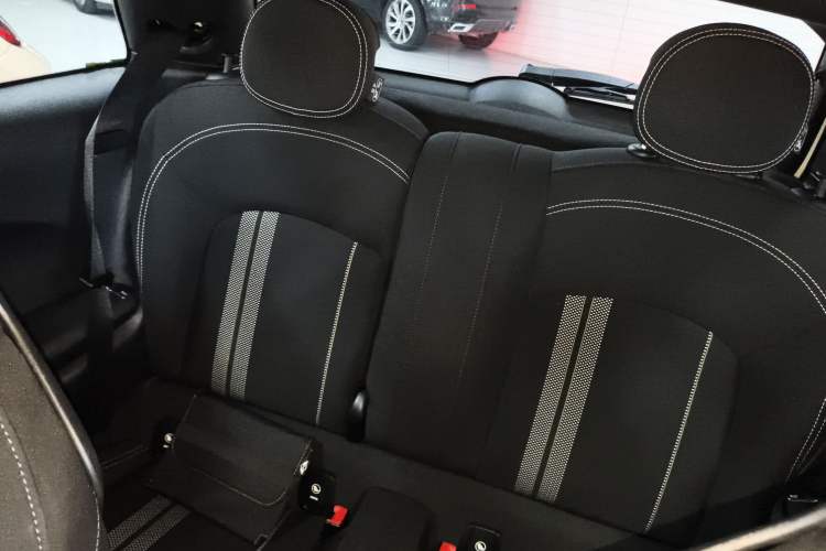 Used MINI MINI 2018 1.5T COOPER Racing Driver