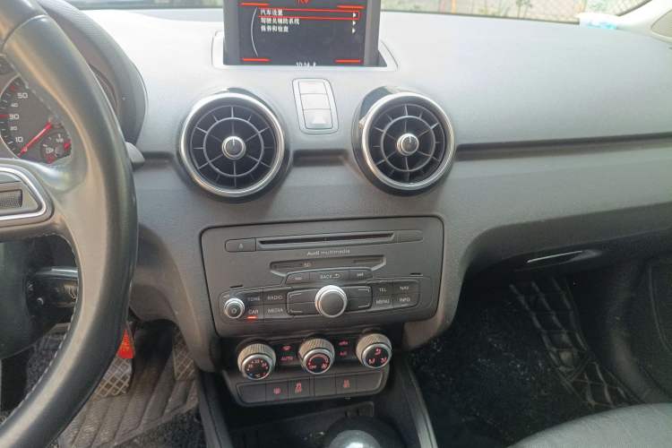 Used Audi A1 2014 30 TFSI Comfort Model
