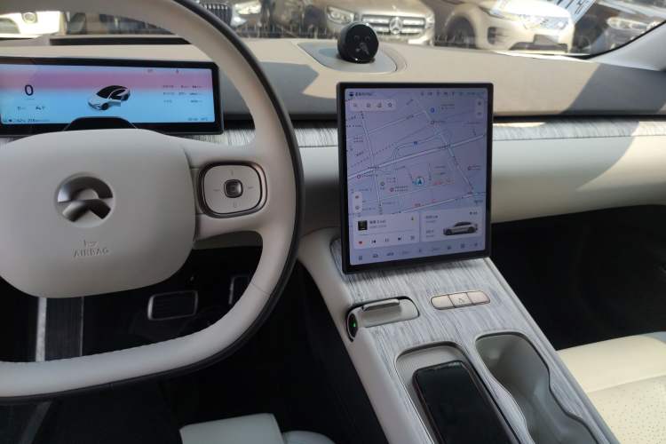 Used Nio ET7 2024 75 kWh Executive Edition
