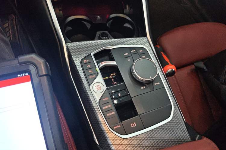 Used BMW 3 Series 2024 325Li M Sport Night Edition Package Gear Lever