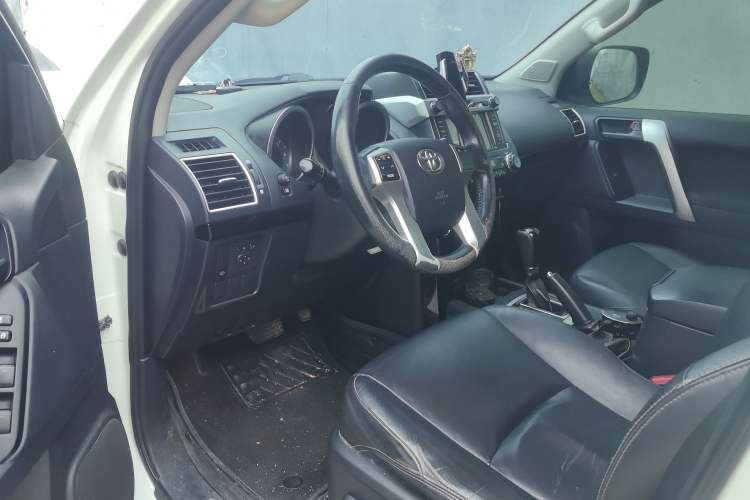 Used Toyota Prado 2016 2.7L Automatic Luxury Edition
