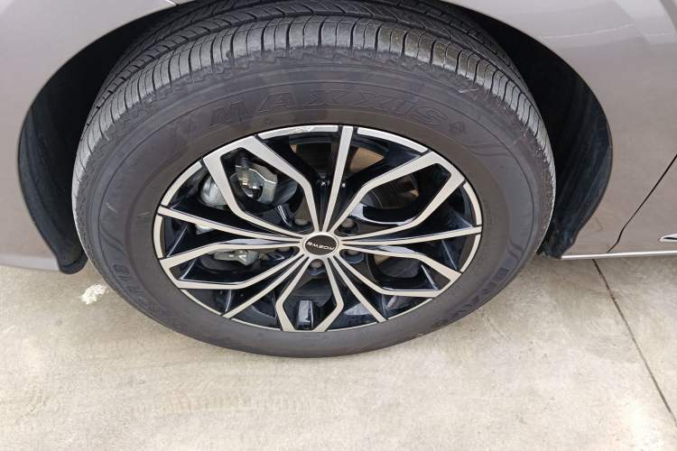 Used Roewe iMAX8 New Energy 2025 1.5T DMH Lu Zun Deluxe Edition
