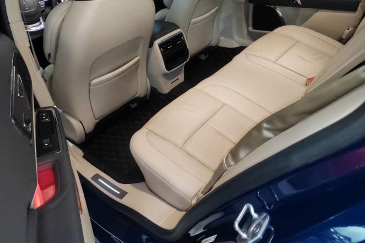 Used Lincoln Continental 2019 2.0T Two-Wheel Drive Prestige Version China VI Standard
