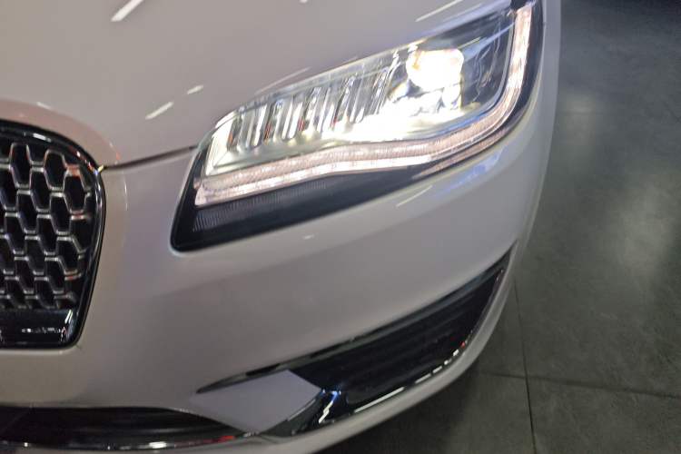 Used Lincoln MKZ 2020 2.0T Deluxe Edition