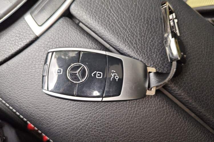 Used Mercedes-Benz E-Class 2020 E 300 L Stylish Model Vehicle Key