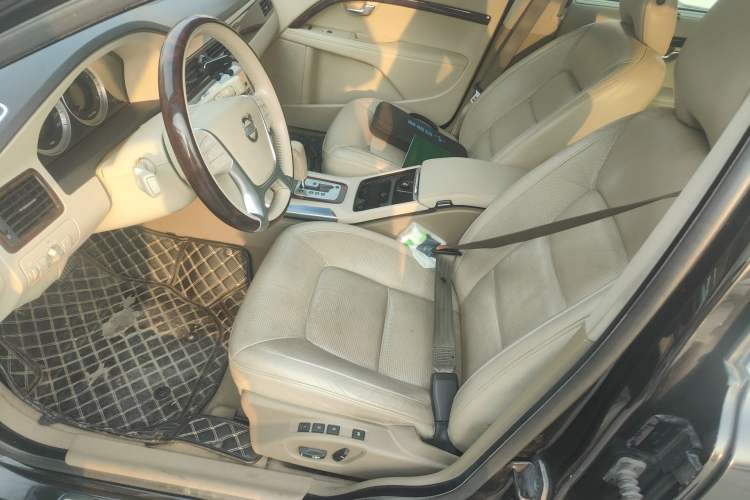 Used Volvo S80L 2011 2.0T ZhiZun Edition