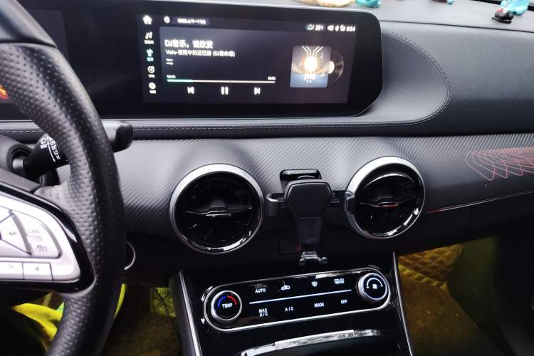 Used FORTHING T5 EVO 2021 1.5TD DCT Starry Edition
