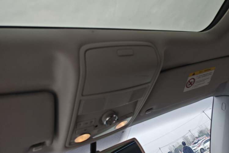 Used Volkswagen Tiguan L 2016 300TSI Automatic All-Wheel Drive Luxury Edition
