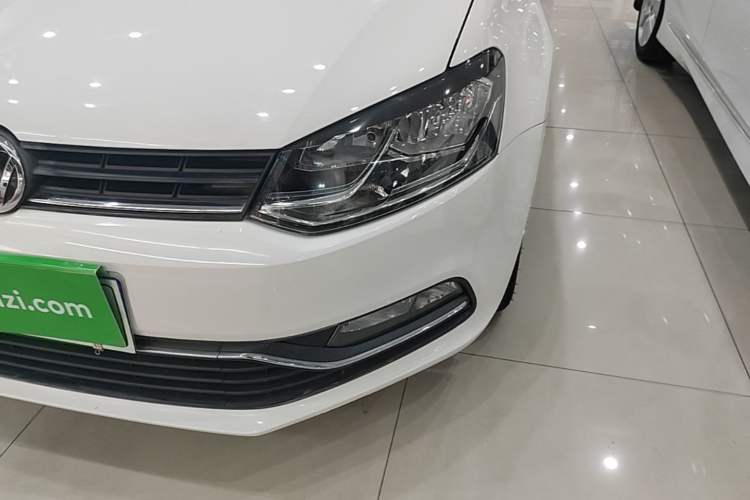 Used Volkswagen Polo 2014 1.4L Automatic Comfort Edition
