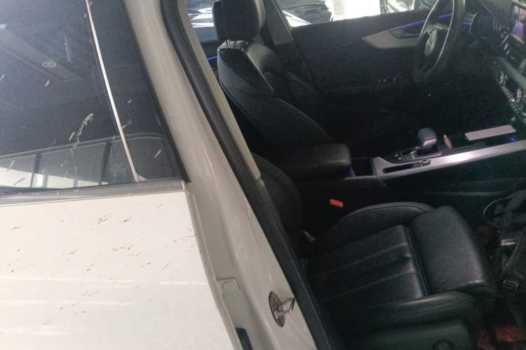 Used Audi A4L 2020 40 TFSI Luxury Dynamic Model
