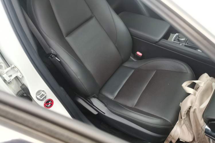 Used Mazda 3 Axela 2021 2.0L Automatic Zhi Rui Edition
