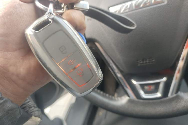 Used Haval H2 2016 Red-Label 1.5T Manual Two-Wheel Drive Luxury Model