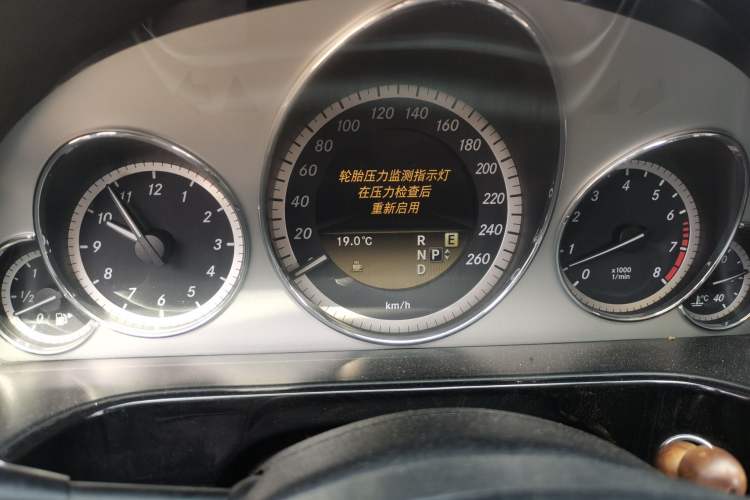 Used Mercedes-Benz E-Class 2012 E 300 L Fashion Model
