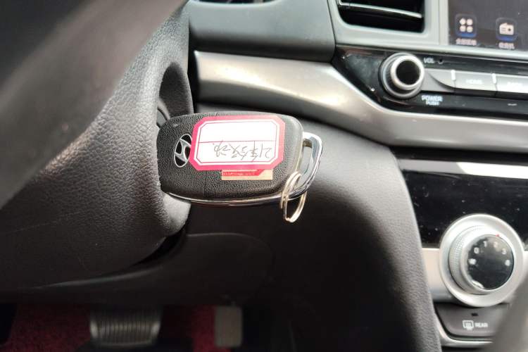 Used Hyundai Elantra (6th Generation / Lingdong) 2020 1.5L CVT Smart & Stylish – Elite Version Interior 1