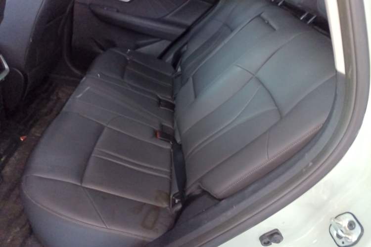 Used Dongfeng Aeolus Huge 2022 Mach Dual-Motor 1.5T MHD Dare-to-Dream Edition
